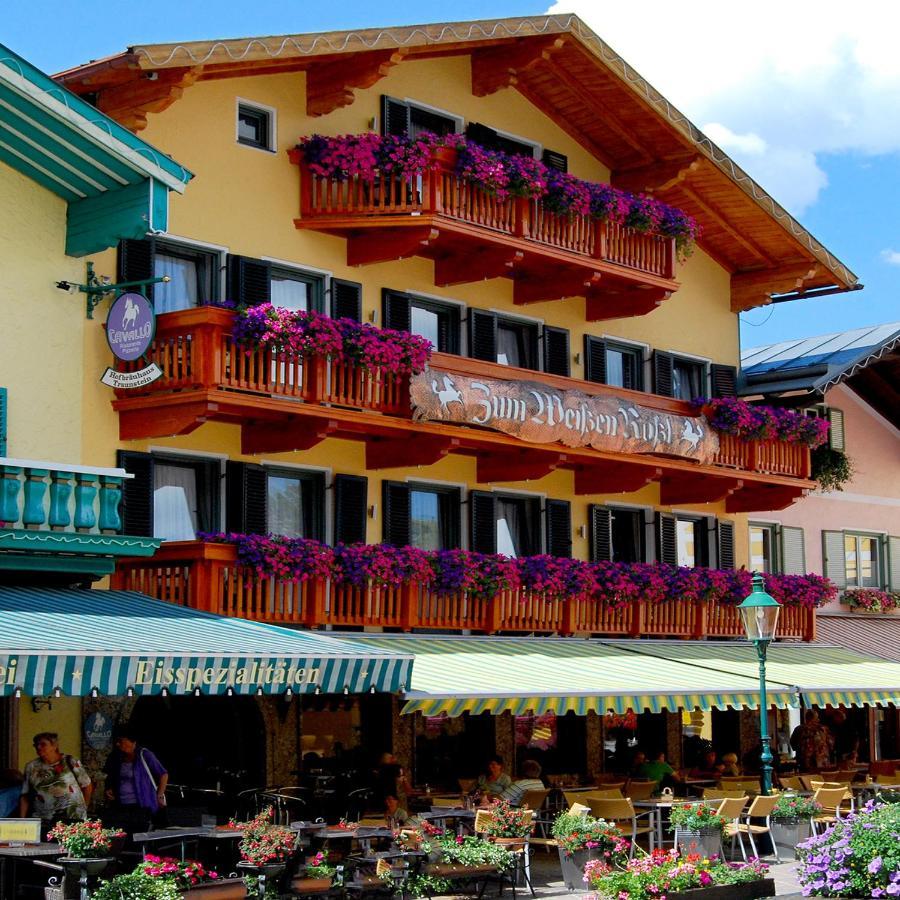 Hotel Gasthof Weißes Rössl Abtenau Exterior foto