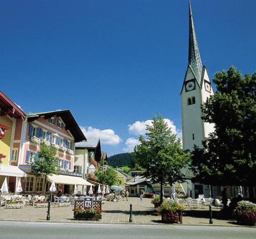 Hotel Gasthof Weißes Rössl Abtenau Exterior foto